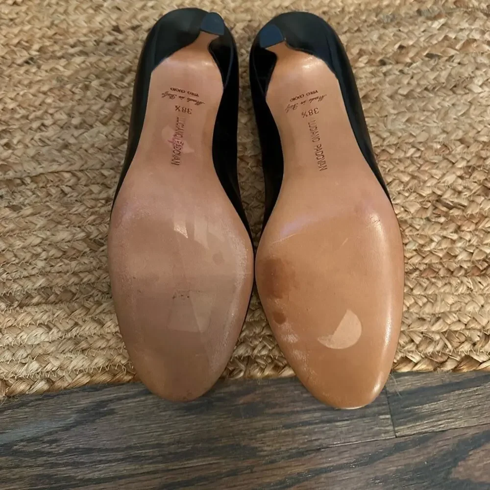 Luciano Padovan Black Leather Buckle Pumps Made in Italy Size 8- 8.5 (38 1/2)